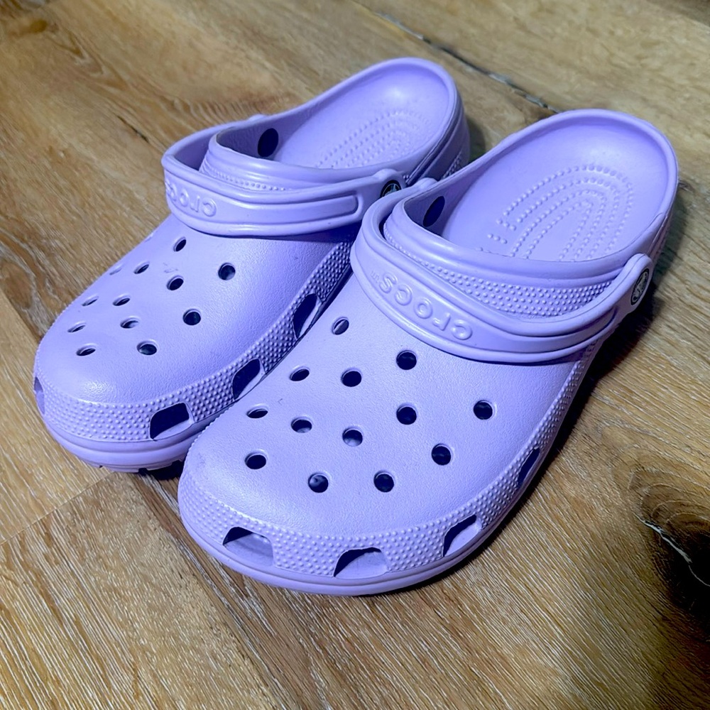 Lavender Crocs